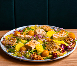 WEGAŃSKA Z TOFU (lub kurczak/halloumi)